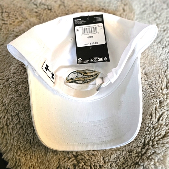 McDaniel College UA Hat White Cap with Embroidered Logo - Picture 2 of 2